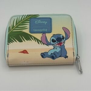NWOT Disney Loungefly Stitch Turtle Beach Mini Zipper Wallet